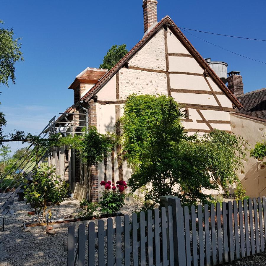 Bed and Breakfast Magnolia54 Louesme Екстер'єр фото